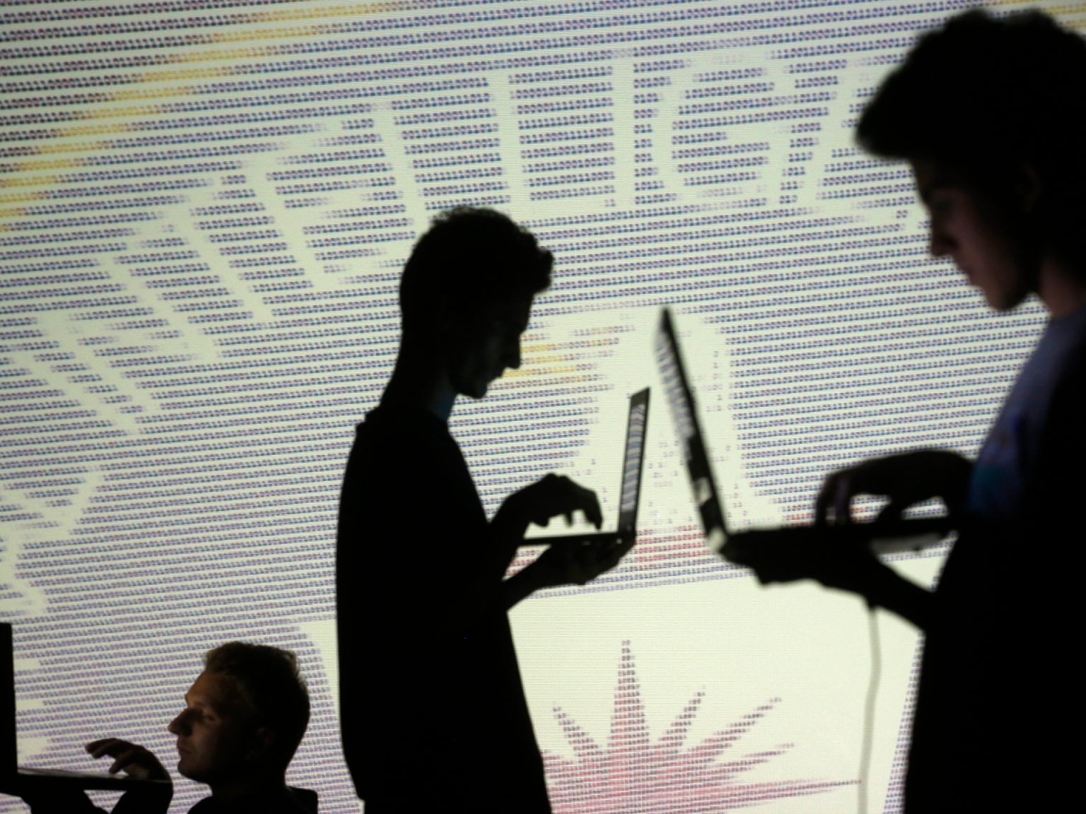 PC US cia 1690037146