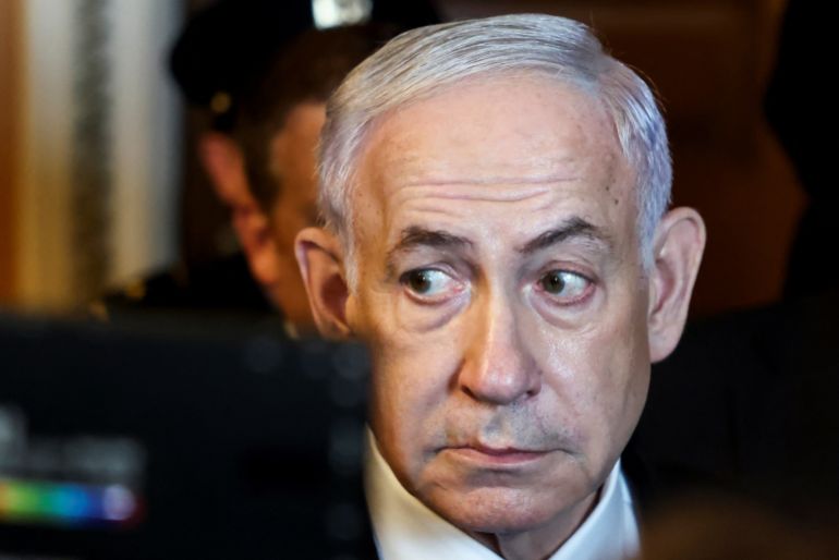 بعد انسحاب الحريديم من الحكومة.. نتنياهو يخسر الأغلبية ولا يفقد السيطرة 2 Israel's Prime Minister Benjamin Netanyahu visits Capitol Hill, on the day he meets with Senate Republican Leader John Thune (R-SD) and other senators, in Washington, D.C., U.S., July 9, 2025. REUTERS/Evelyn Hockstein