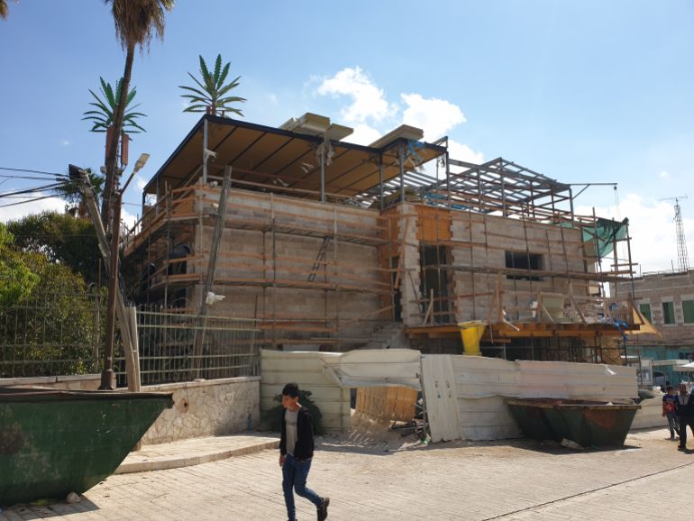 ماذا بعد سحب الصلاحيات الفلسطينية من المسجد الإبراهيمي؟ 3 - أعمال بناء استيطاني في محيط المسجد الإبراهيمي