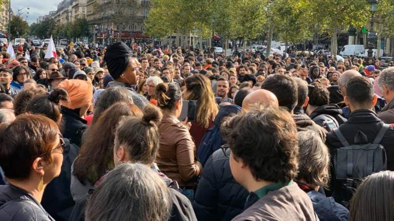 غارديان: أرقام صادمة عن كراهية الإسلام في بريطانيا 1 مظاهرة في باريس للتضامن مع المحجبات ومناهضة الإسلاموفوبيا