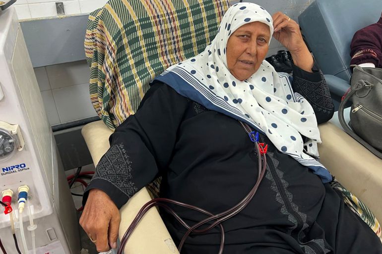 مريضة الكلى معزوزة الخطيب