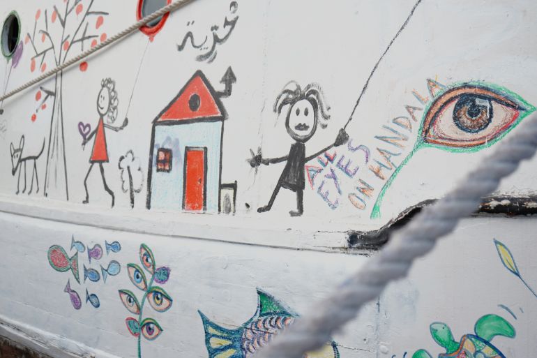 سكان غاليبولي للجزيرة نت: ندعم السفينة حنظلة وفلسطين حرة 4 أنشطة فنية ورسومات أطفال.. مدينة غاليبولي تستضيف سفينة حنظلة قبل بداية رحلتها لكسر الحصار عن غزة