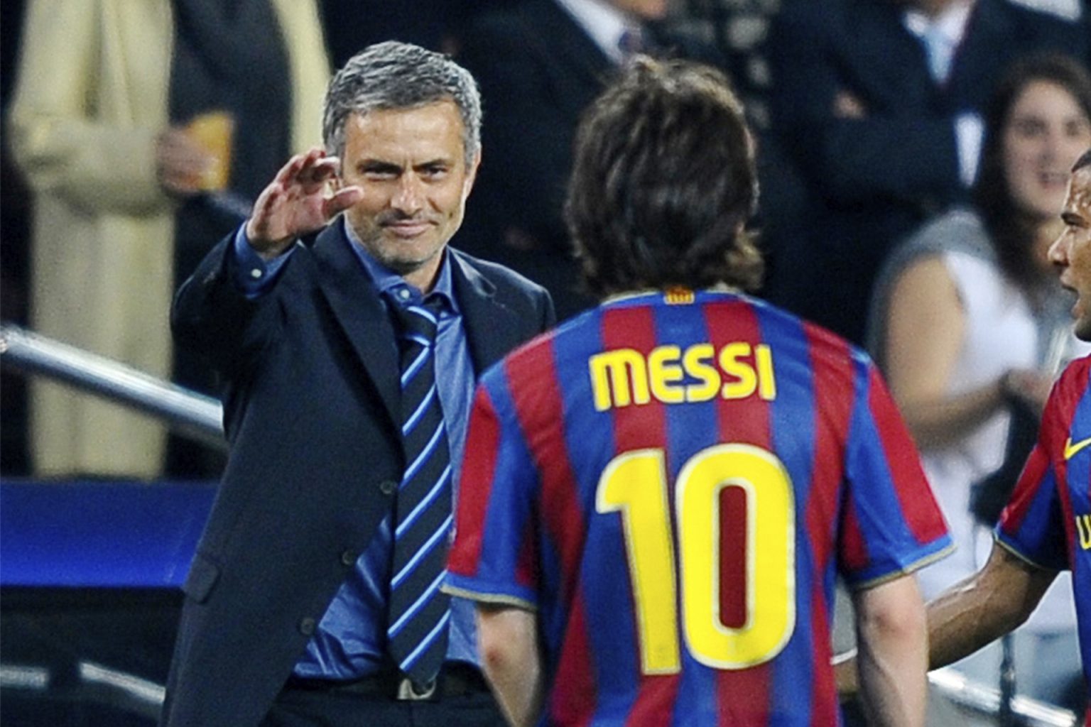AMPIONS FCB INT copy 1688033769