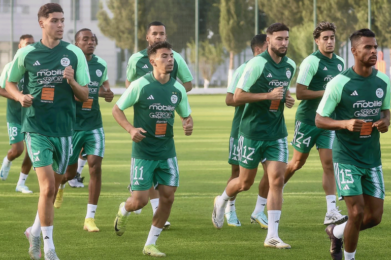 الجزائر ضد أوغندا بكأس أفريقيا للمحليين.. موعد المباراة والتشكيلتان والقنوات الناقلة 2 المصدر: موقع الاتحاد الجزائري منتخب الجزائر للمحليين
