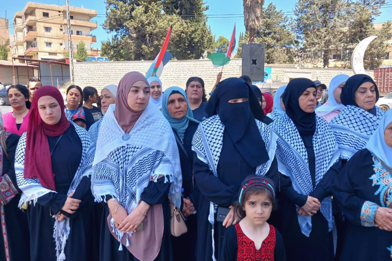 اعتصام تضامني في البقاع اللبناني دعما لغزة 3 مشاركات باعتصام دعما لغزة والقطاع أمام مجد ثعلبايا في الباع خاص الجزيرة نت