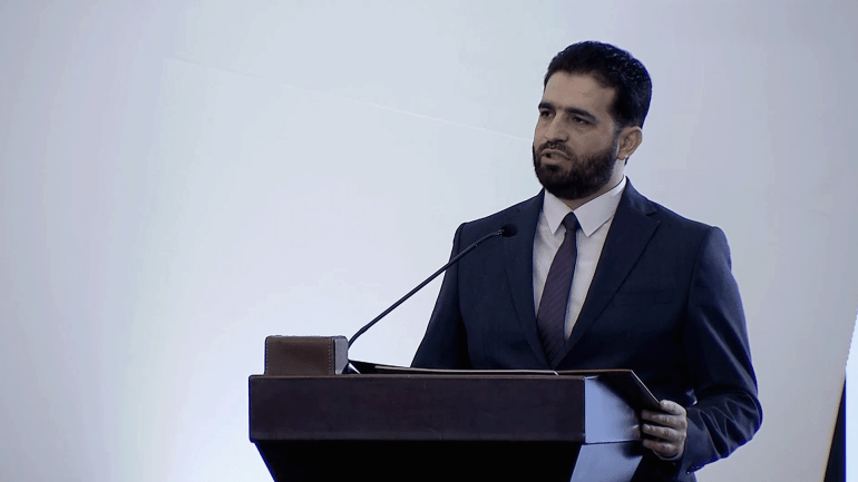 أنس خطاب وزير الداخلية السوري المصدر: شاشة الجزيرة في قصر الشعب - دمشق