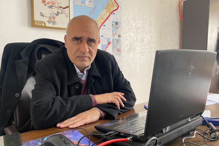 "صناديق موت".. الإنزالات الجوية للمساعدات تفتك بالغزيين ولا تسد جوعهم 2 أمجد الشوا الاحتلال يعمل على ترسيخ منظومة جديدة لتوزيع المساعدات بما فيها الانزال الجوي لتجاوز أونروا والمنظمات الدولية واستمرار حالة الفوضى والتجويع