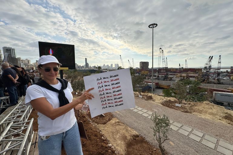 في ذكرى انفجار مرفأ بيروت عائلات الضحايا تطالب بالعدالة الكاملة 2 يطالب أهالي الشهداء بتحقيق العدالة وإنهاء سنوات الانتظار والخذلان