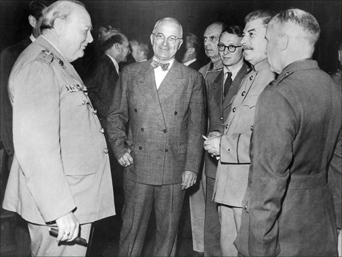 ما سر الكهف الذي غيّر زعيم الصين ودفعه لتحدي أميركا بكل قوة؟ 5 epa03809422 (FILE) A file photo dated 17 July 1945 shows (from L) British premier Winston Churchill (L), US President Harry Truman (2-L) and Russian leader Joseph Stalin (2-R) at the Potsdam conference, Germany. Reports state on 31 July 2013 that Brompton Road tube station, in central London, which is currently owned by the Ministry of Defense (MoD), is to be sold. The building, currently owned by the Ministry of Defense (MoD), used to be Winston Churchill's command centre during WWII. The MoD is now selling the disused station hoping to gather 60 million pounds (69 million euros) for the British troops in the frontline. The building is currently home to the London University Air Squadron, the London University Royal Naval Unit, and 46F Squadron Air Training Corps. EPA/STR BLACK AND WHITE ONLY