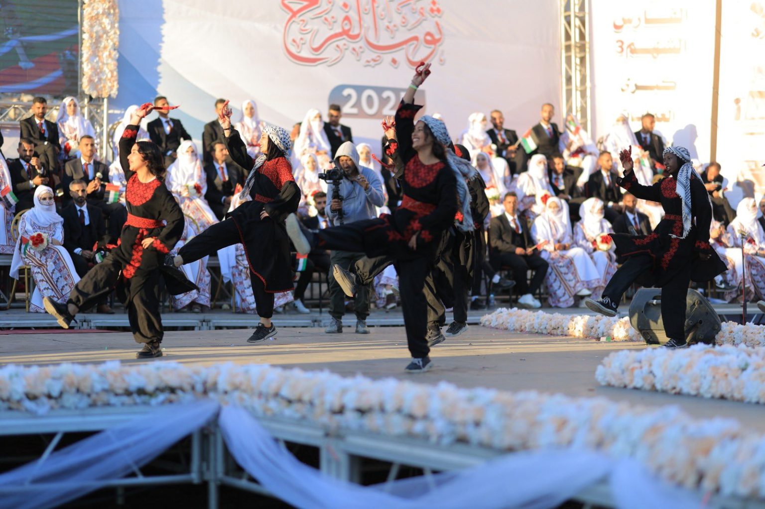 بزفاف 54 عريساً من غزة.. “الفارس الشهم 3” تواكب احتفالات الإمارات بعيد الاتحاد 1764760067 image