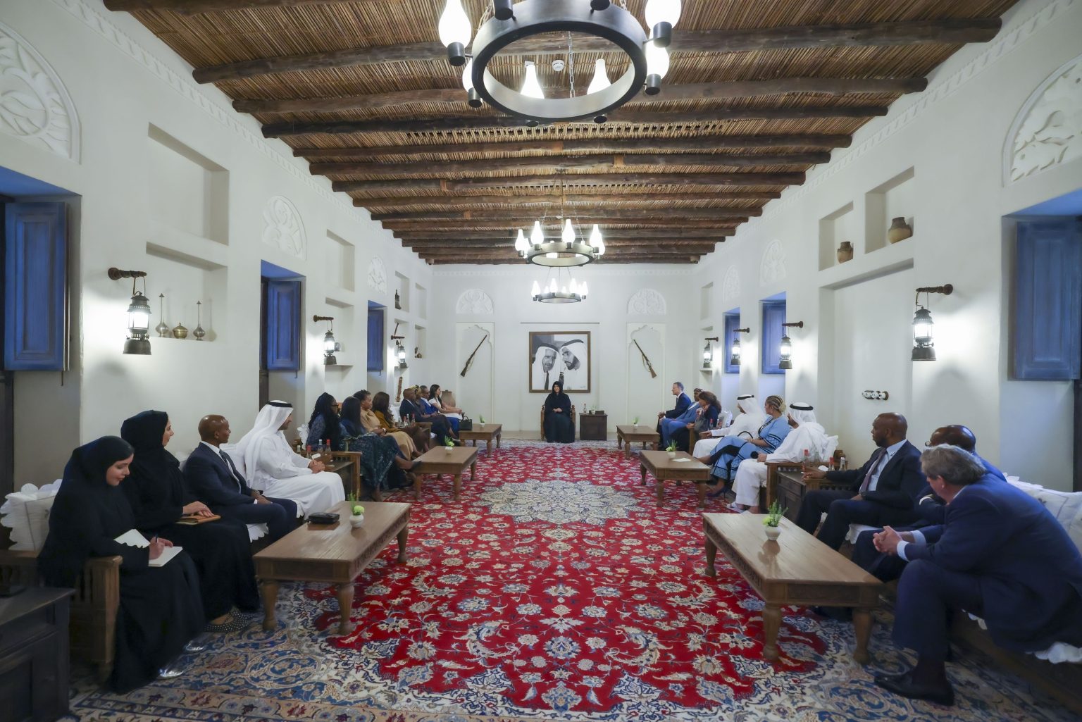 لطيفة بنت محمد تلتقي أبرز قادة الأعمال والعمل الخيري في إفريقيا 1765125119 image