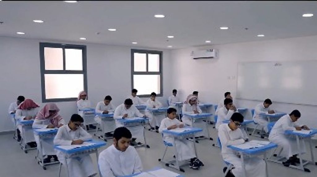 أكاديمية: تعليم اللغة الصينية للطلاب يعزز مهارات التواصل ويفتح فرصا دراسية ووظيفية في سوق العمل ajel2F2025 12 062Fmmn3zl8j2FD8AAD8B9D984D98AD985