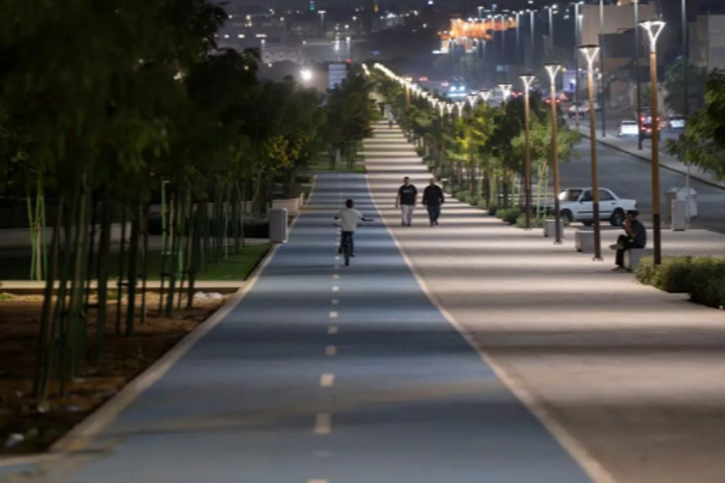 "مسارات شوران".. نموذج حضري يدعم أنسنة المدينة المنورة ajel2F2025 12 132Fg0yfbr862FCapture