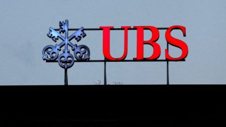 https3A2F2Fd1e00ek4ebabms.cloudfront.net2Fproduction2Fb2e14db1 a7c4 4da2 a896 508404b142c7