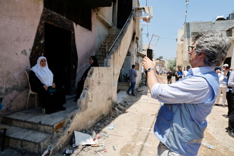إصابات بمواجهات شمال الضفة والخارجية الفلسطينية: الاحتلال يستفرد بشعبنا الأعزل 1 Foreign diplomats visit Jenin camp days after Israeli raid