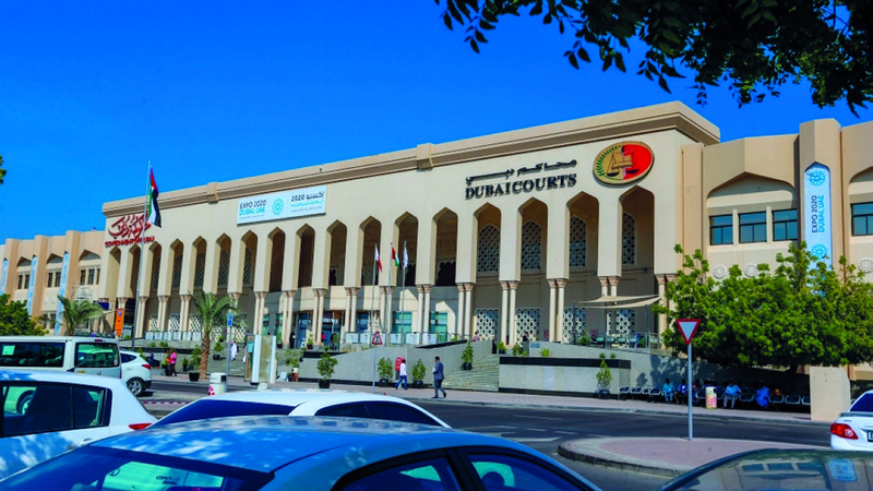 تبرئة عامل من سرقة ساعة ثمينة 1701577139 image