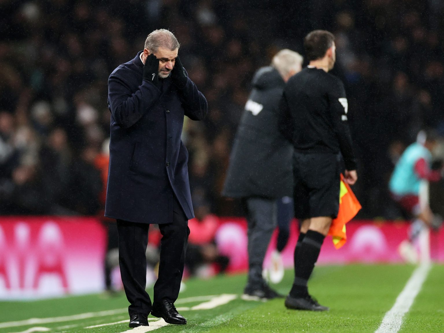 1838386385 1702130068