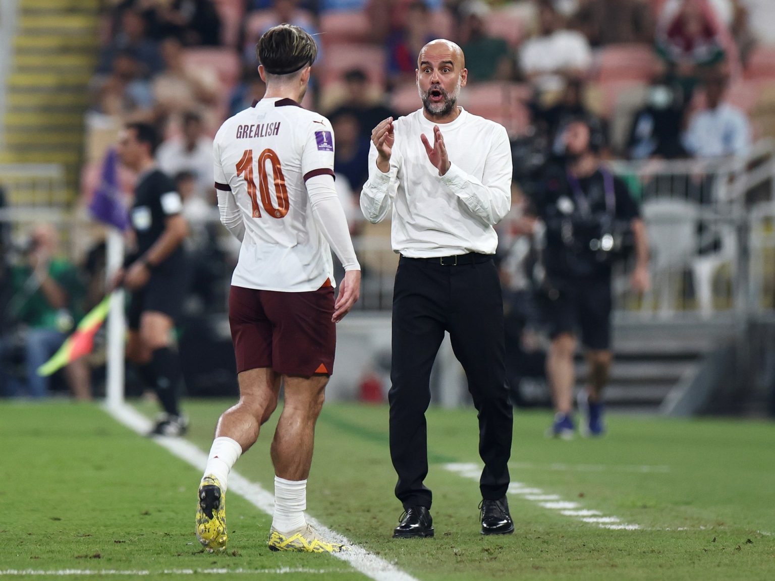 1867831893 1703951050