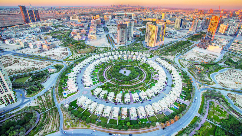 أراضي دبي تشهد تنافساً بين المطوّرين العقاريين 1704660897 image