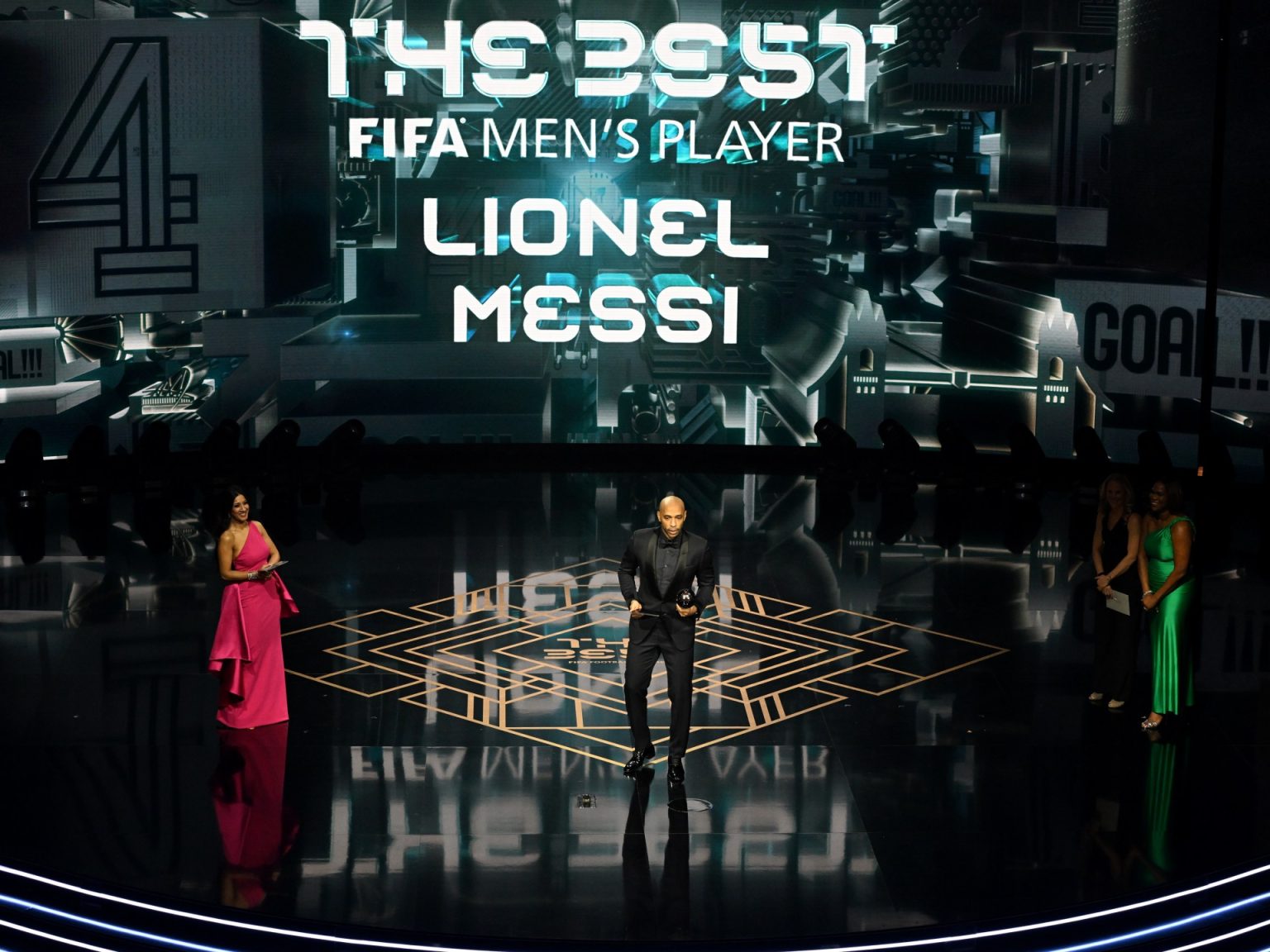 ميسي بعد سن الثلاثين.. سنوات مليئة بالألقاب والإنجازات الفردية 1935644649 1705429794