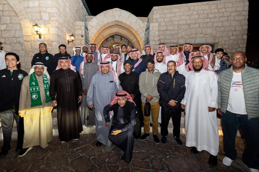 GE3hFAZXgAAF 93.jfif