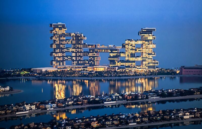 رحلة في دول مجلس التعاون الخليجي.. مهرجان دبي للتسوق 1 Medium RA