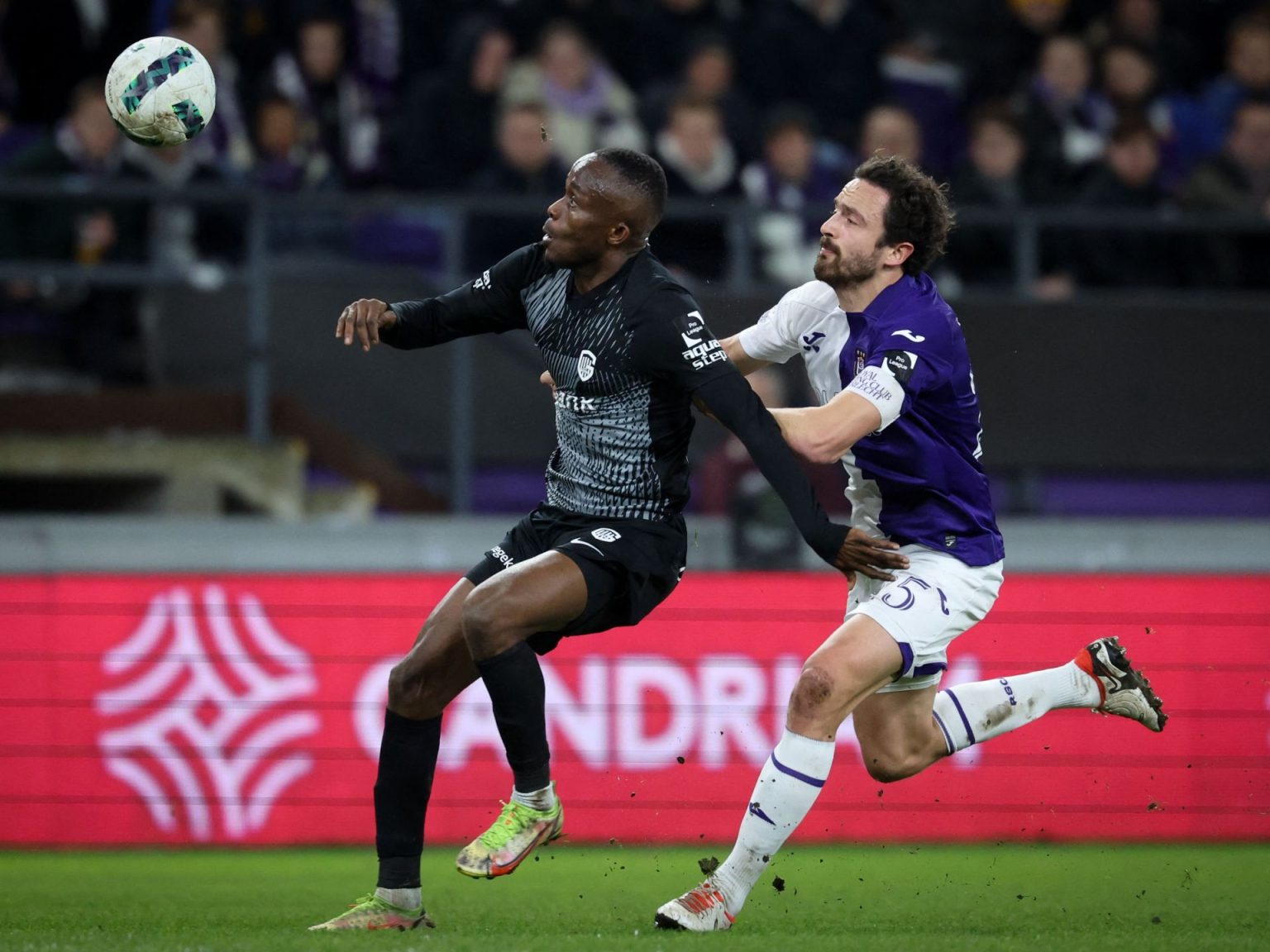 إعادة مباراة في الدوري البلجيكي بعد مرور شهر بسبب خطأ تحكيمي doc 348x8xj 1706372791