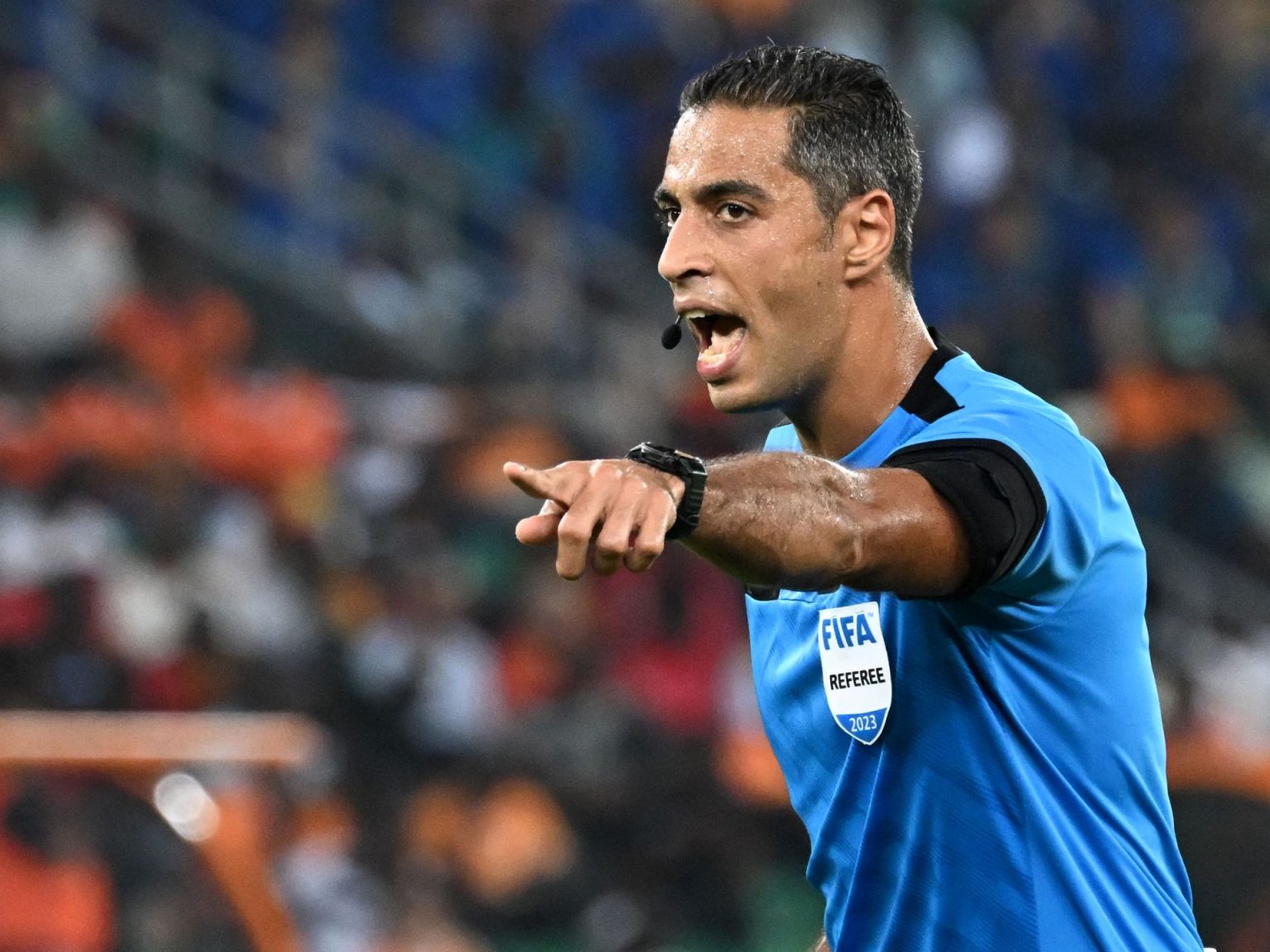 كاف يحذر الحكام من التلاعب بنتائج مباريات كأس أفريقيا doc 34ew6zc 1705443044