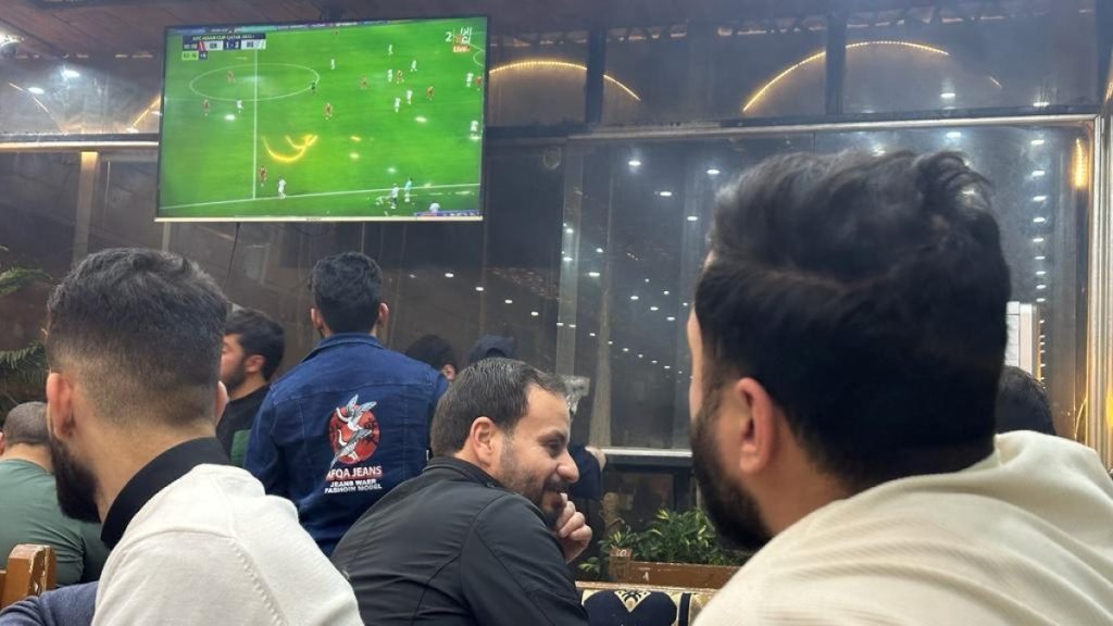 أجواء حماسية يعيشها العراقيون قبيل مباريات “أسود الرافدين” tt 1 1705908139