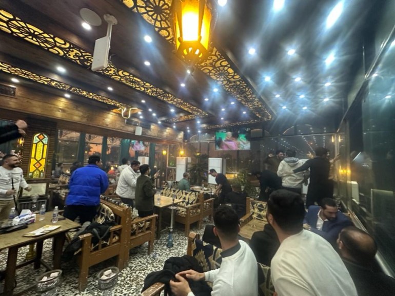 أجواء حماسية يعيشها العراقيون قبيل مباريات "أسود الرافدين" 2 أجواء حماسية يعيشها العراقيون قبيل مباريات اسود الرافدين