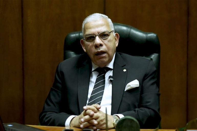 مثقفون عرب: ننام ونخشى أن نصحو على كارثة ولا إبداع في ظل القهر 1 محمد رشاد رئيس اتحاد الناشرين العرب