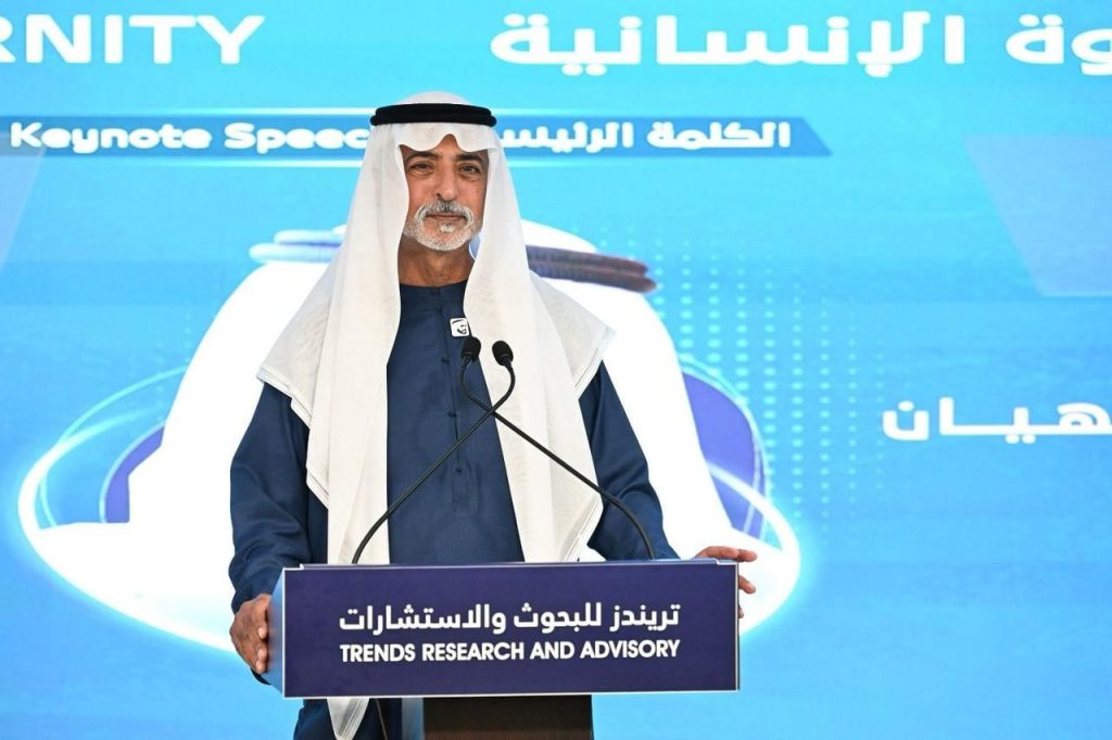 نهيان بن مبارك يفتتح أعمال مؤتمر «الإسلام والأخوة الإنسانية» 1707120441 image