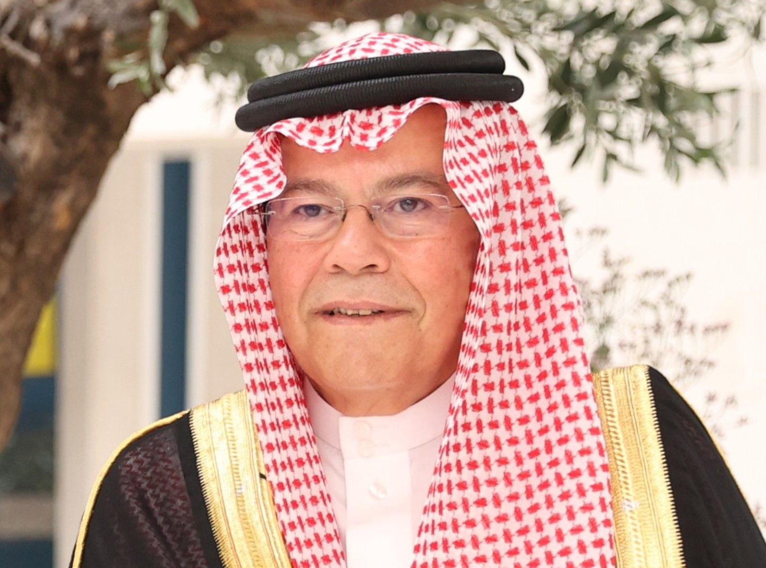 الديوان الملكي الهاشمي يعلن وفاة والد الأميرة رجوة الحسين 1708273430 image