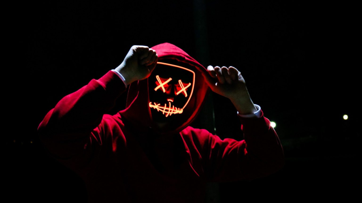 تفكيك «لوك بيت» أكبر مجموعة قرصنة.. وتتتبع 144 مليون فدية دفعها الضحايا 1708442322 image