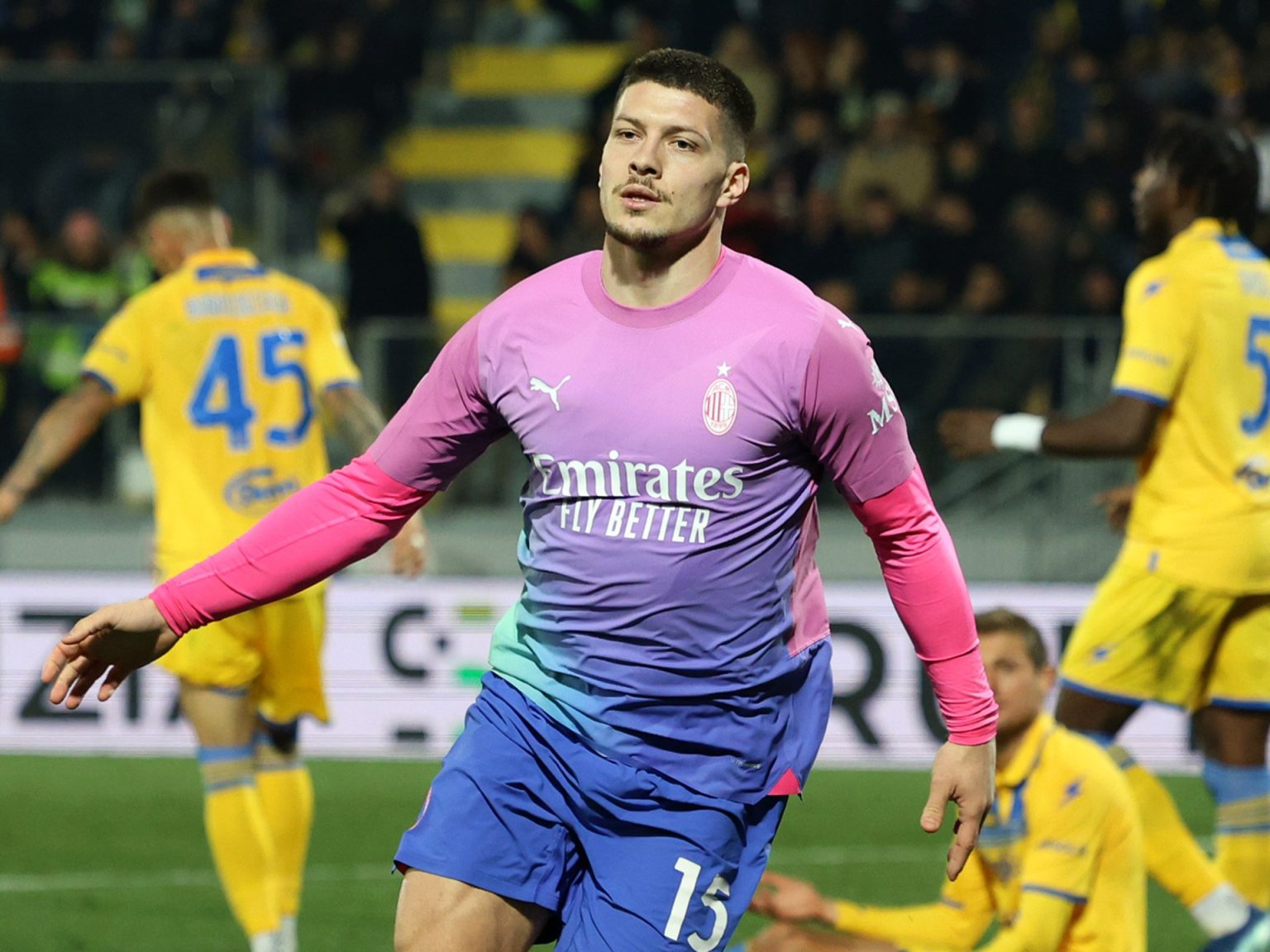 1983134895 1706996431