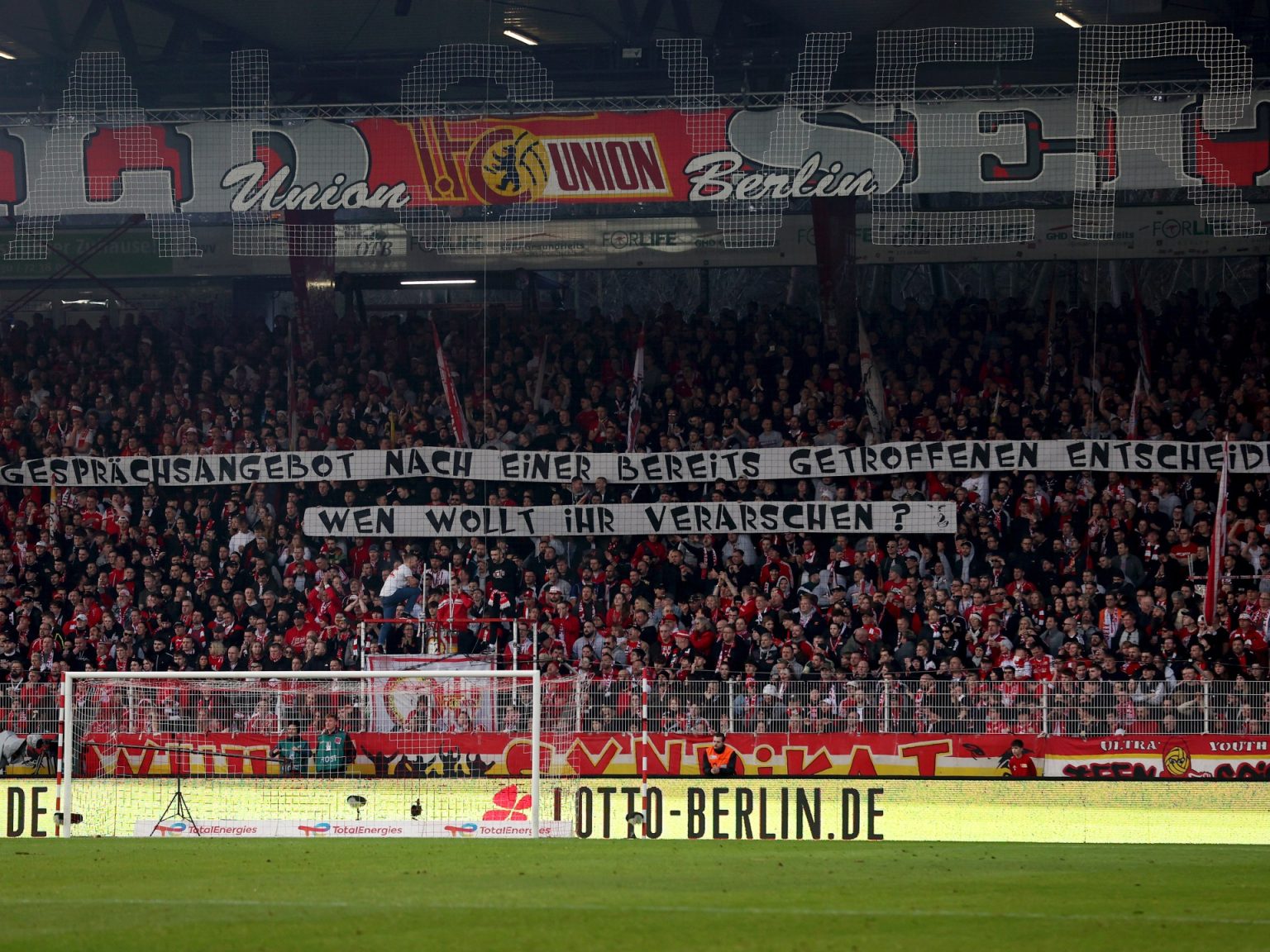 2000344937 1707585018