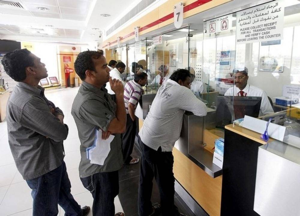 تحويلات الأجانب إلى الخارج تسجل أدنى مستوياتها في 5 سنوات 2204861