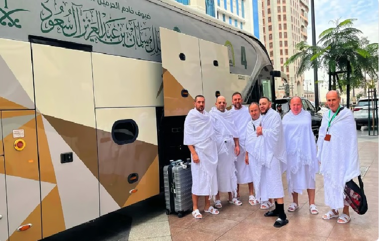 ضيوف خادم الحرمين الشريفين يزورون معرض الوحي 61cc3519 95ba 4be6 9285 7727a4ae40b5