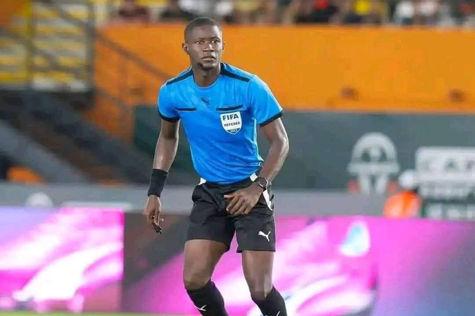 بسبب أخطائه بمواجهة السنغال وساحل العاج.. “كاف” يستبعد حكما من كأس أفريقيا GFVwTo5WUAA0NxB 1706982806