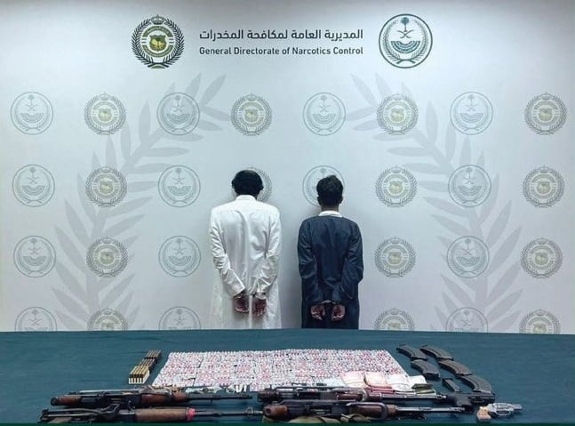 ضبط شخصين بالرياض لترويجهما الحشيش وأقراصًا خاضعة لتنظيم التداول الطبي GFbOCkhXIAINAFA