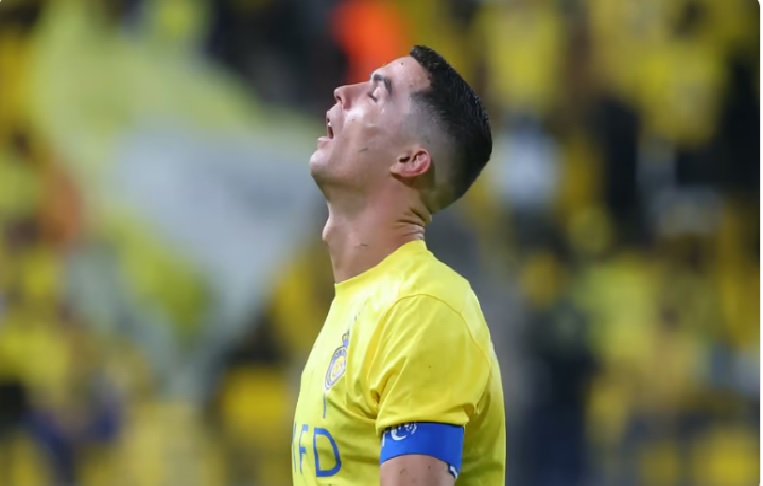 لجنة الانضباط والأخلاق توقف رونالدو مباراة وتغرمه 10 آلاف ريال ajel2F2023 122Fc7cec757 9417 4909 9bc1 c7b9911a85a82F 33