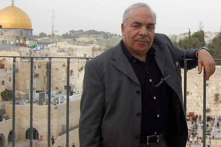 المسرح أبا للفنون.. فلسفة التمرد في "مجنون" توفيق الجبالي 1 المخرج-المسرحي-توفيق-الجبالي-في-القدس