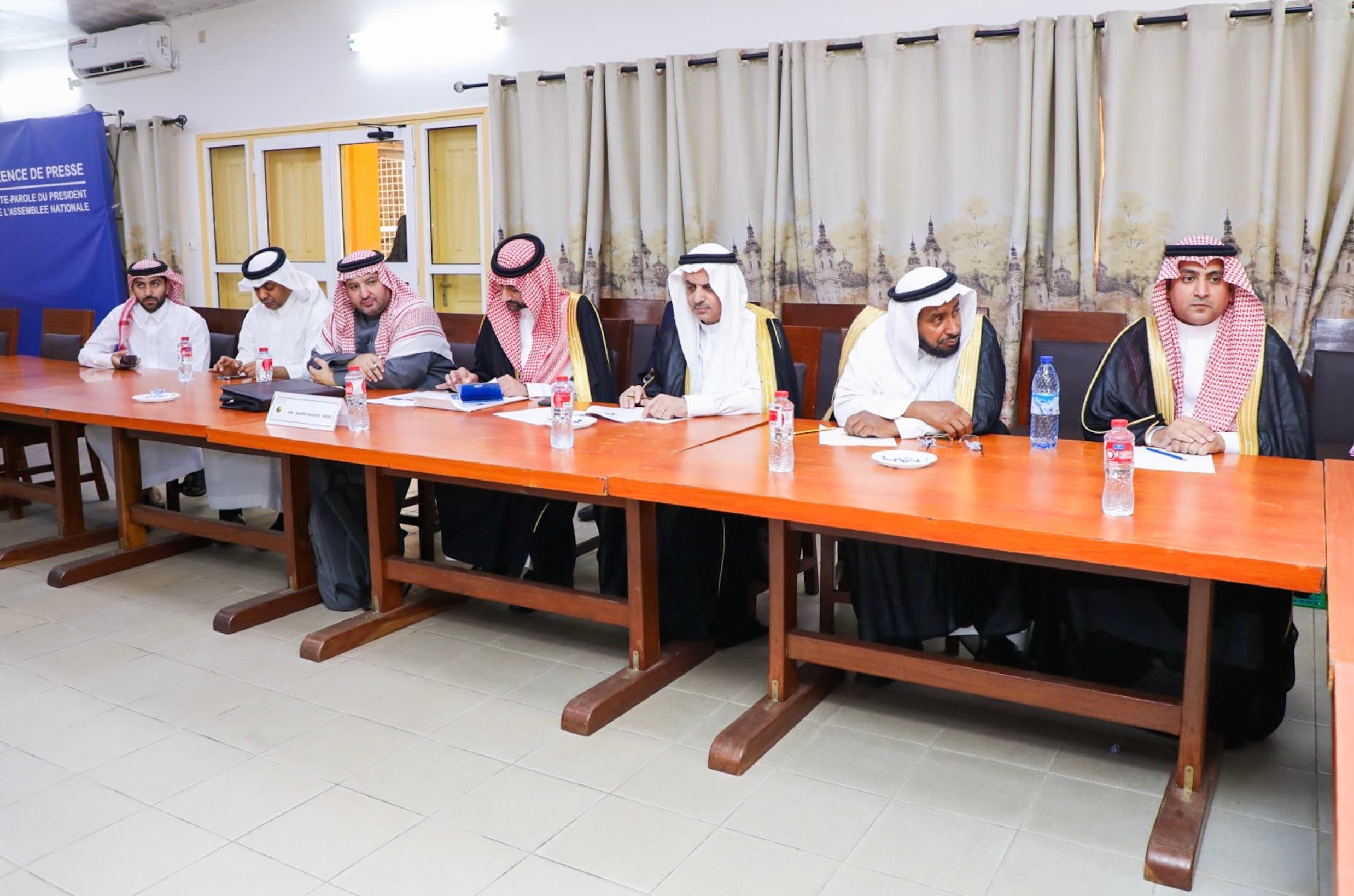 f65bf2f1 a02b 48a9 9a03 538a8f0b0dae 2