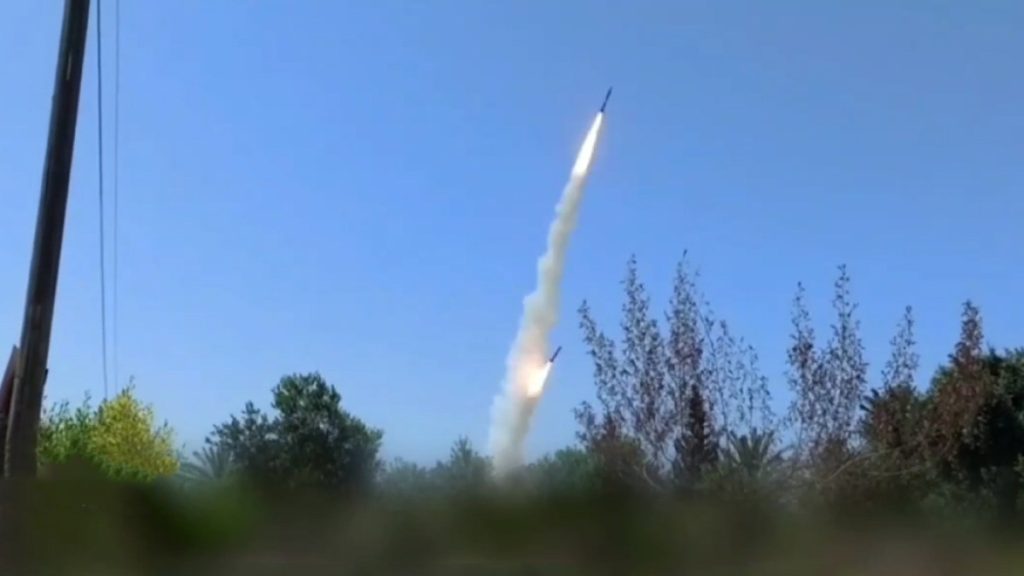 رشقات صاروخية لسرايا القدس تستهدف مواقع وحشودا إسرائيلية image 1707073406