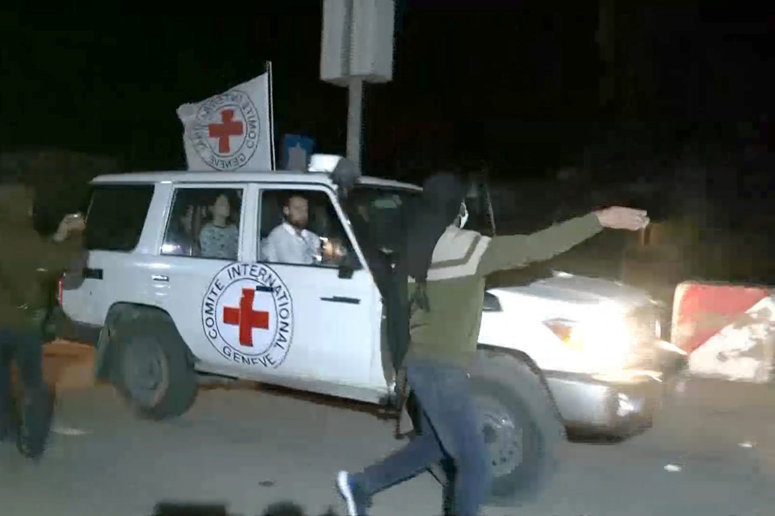 مصادر للجزيرة تكشف الرد الإسرائيلي على الصفقة وحماس تصفه بالسلبي جدا 006 1 1700948314