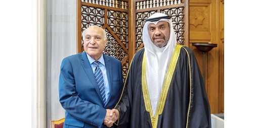 وزير الخارجية بحث مع نظيريه التونسي والجزائري تعزيز العلاقات الثنائية وتطويرها 1227744 1