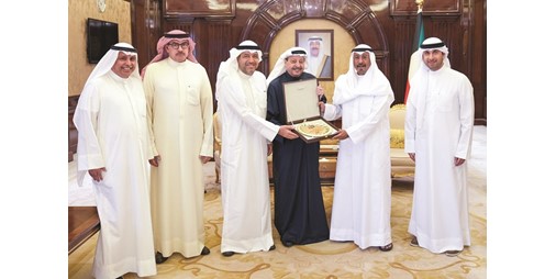 رئيس الوزراء استقبل رئيس وأعضاء اتحادي التأمين والأسماك و«الشفافية» 1228395 1