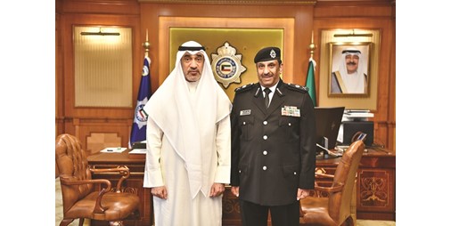 فهد اليوسف يقلّد علي العدواني رتبة «لواء» 1229451 1