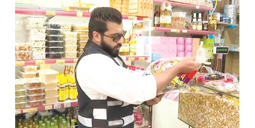 الظفيري لـ «الأنباء»: «التجارة» راقبت أسعار وصلاحية وأوزان الحلويات والقرقيعان 1230066 1