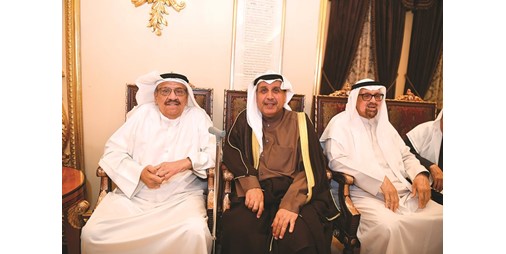 عادل الزواوي استقبل المهنئين بشهر رمضان 1230178 1